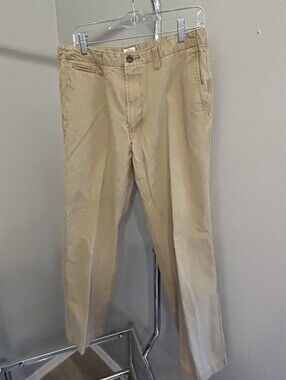 Dockers 33x32 Khaki Pants